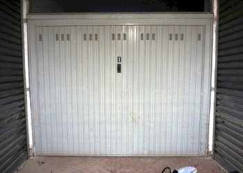 Dettagli - Box via Eridania, Genova (zona Sampierdarena) - foto 9