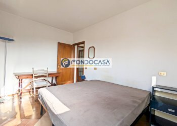 camera matrimoniale 2 - Appartamento Massarosa, Via dei Ghivizzani
 
61, Massarosa - foto 17