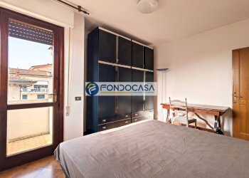 camera matrimoniale 2 - Appartamento Massarosa, Via dei Ghivizzani
 
61, Massarosa - foto 18