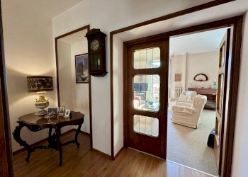 Disimpegno - Four-room apartment via Giambattista Gropello, 4, Torino (neighborhood Cit Turin) - photo 9