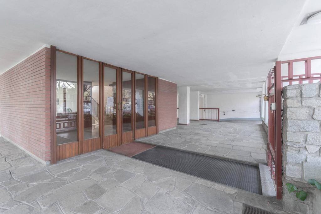 Interno palazzo - Appartamento via Pallanza, 38, Torino (zona Vanchiglietta) - foto 3