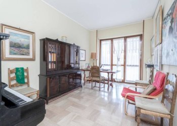 Stanza arredata - Apartment via Pallanza, 38, Torino (neighborhood Vanchiglietta) - photo 14