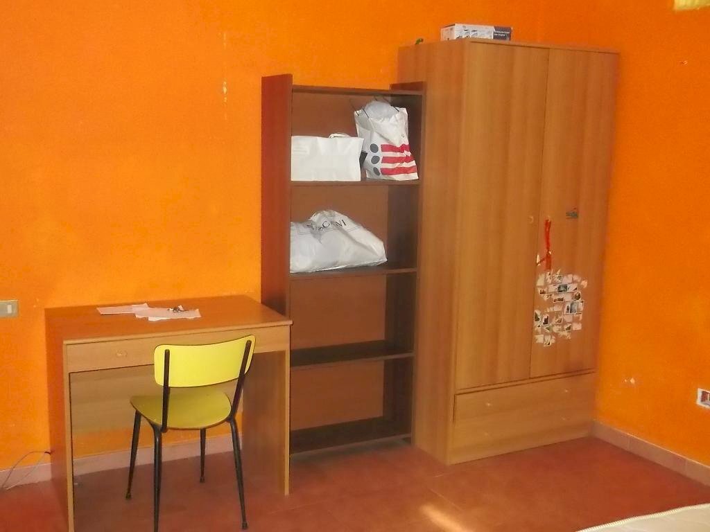 Foto 1 - Terreno non edificabile piazza vetovaglie
 
1, Pisa - foto 1