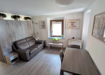 Salone - One-room apartment via Mont Gelé, 6, Aosta - photo 4