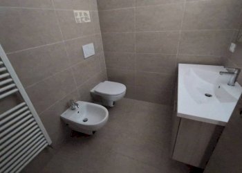 Bagno - One-room apartment via Mont Gelé, 6, Aosta - photo 7