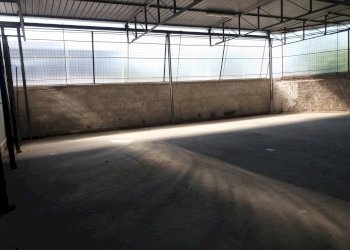 Foto 2 - Magazzino via lenin
 
12, San Giuliano Terme - foto 2