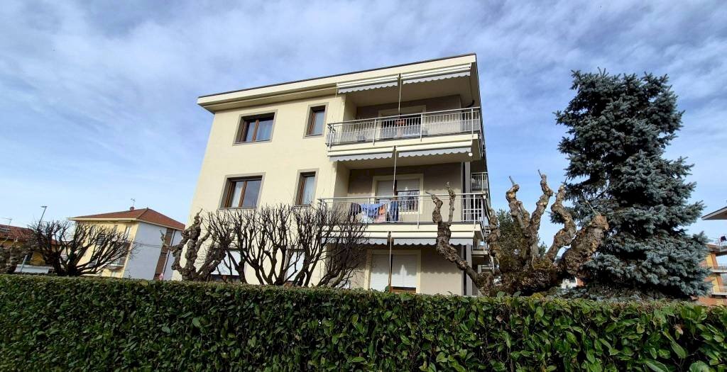 Facciata - Quadrilocale via Italia, 4, San Mauro Torinese - foto 2