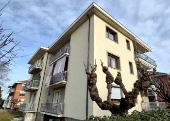 Facciata - Quadrilocale via Italia, 4, San Mauro Torinese - foto 3