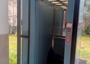 Ascensori - Monolocale via San Secondo, 30, Torino (zona Crocetta) - foto 9