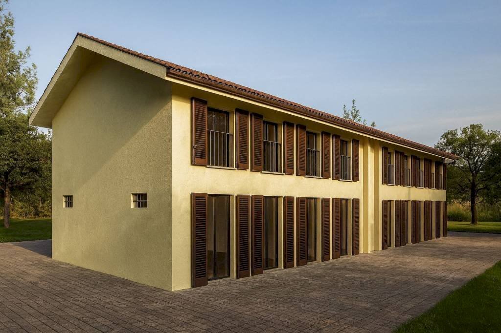 Facciata - Trilocale via di Corticella, 116, Bologna (zona Bolognina) - foto 1