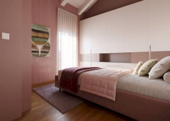 Camera da letto - Trilocale via di Corticella, 116, Bologna (zona Bolognina) - foto 10