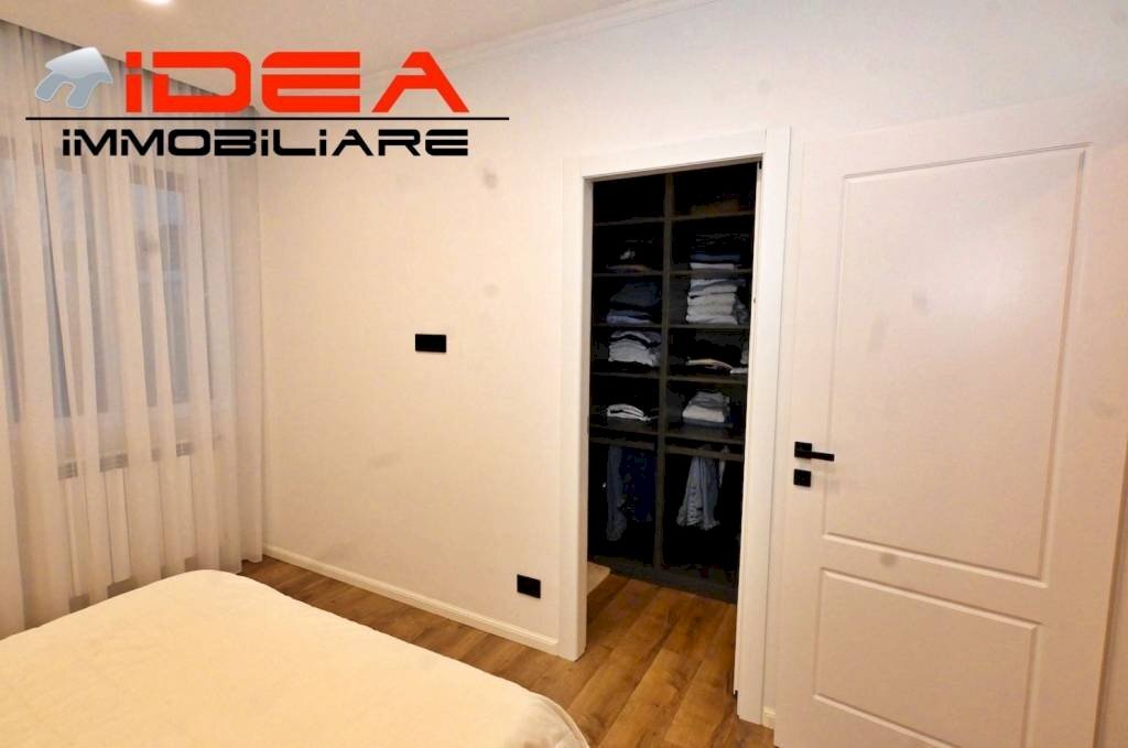 Camera da letto - Quadrilocale via Fortunato Tamburini, Modena - foto 3