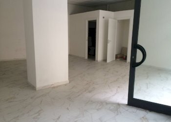 Foto 1 - Commercial Activity via curtatone
 
15, Cascina - photo 1