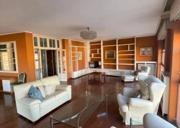 Salone - Appartamento piazza della Libertà, 15, Alessandria - foto 1