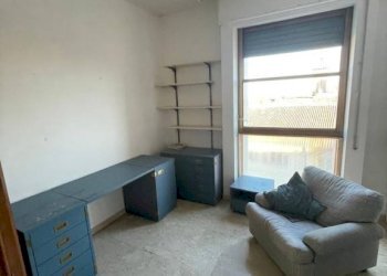 Camera da letto - Appartamento piazza della Libertà, 15, Alessandria - foto 17