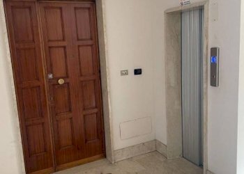 Interno palazzo - Appartamento piazza della Libertà, 15, Alessandria - foto 21