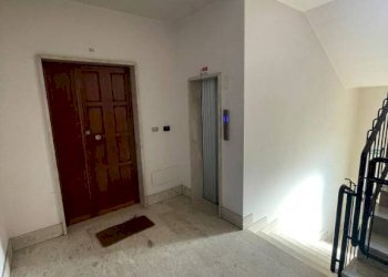 Interno palazzo - Appartamento piazza della Libertà, 15, Alessandria - foto 24