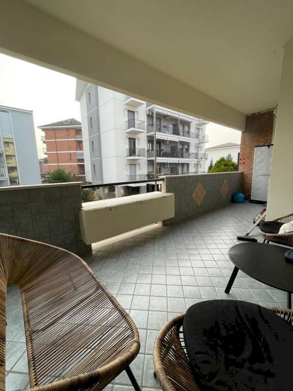 Terrazzo - Four-room apartment via Amerigo Vespucci, Alessandria - photo 2