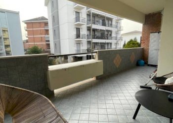 Terrazzo - Four-room apartment via Amerigo Vespucci, Alessandria - photo 2