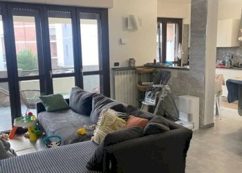 Salone - Four-room apartment via Amerigo Vespucci, Alessandria - photo 4