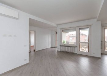 Salone - Three-room apartment via Don Giuseppe Brovero, 8, Castiglione Torinese - photo 1