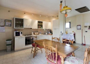 Cucina - Appartamento strada del Porto, 46/i, Castiglione Torinese - foto 4