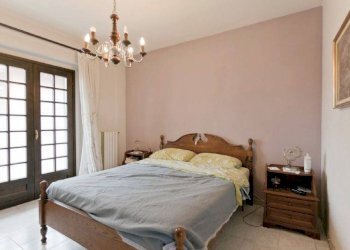 Camera da letto - Appartamento strada del Porto, 46/i, Castiglione Torinese - foto 13