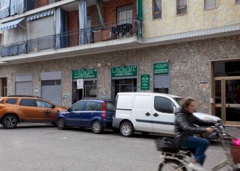 Facciata - Shop via Umberto Giordano, 3, Torino (neighborhood Barriera Milano) - photo 3