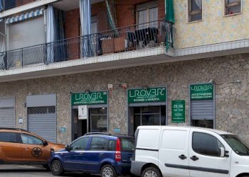 Facciata - Shop via Umberto Giordano, 3, Torino (neighborhood Barriera Milano) - photo 4