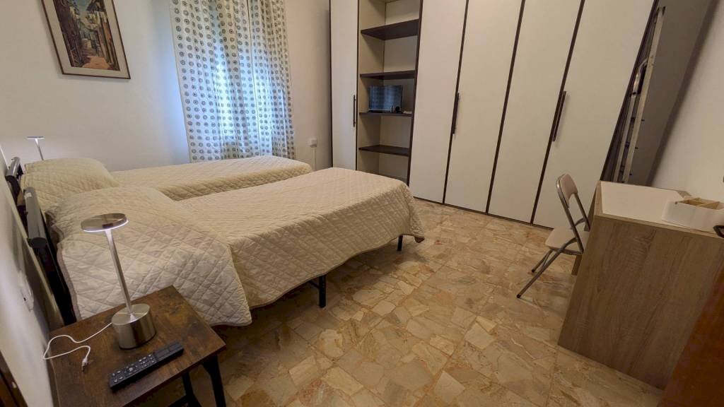 Camera da letto - Non-buildable land via Valle d'Aosta, 29, Bologna (neighborhood Mazzini) - photo 1