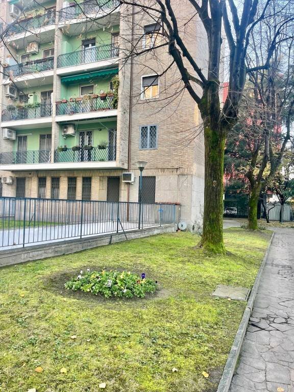 Facciata - Two-room apartment piazzale Libia, Milano - photo 3