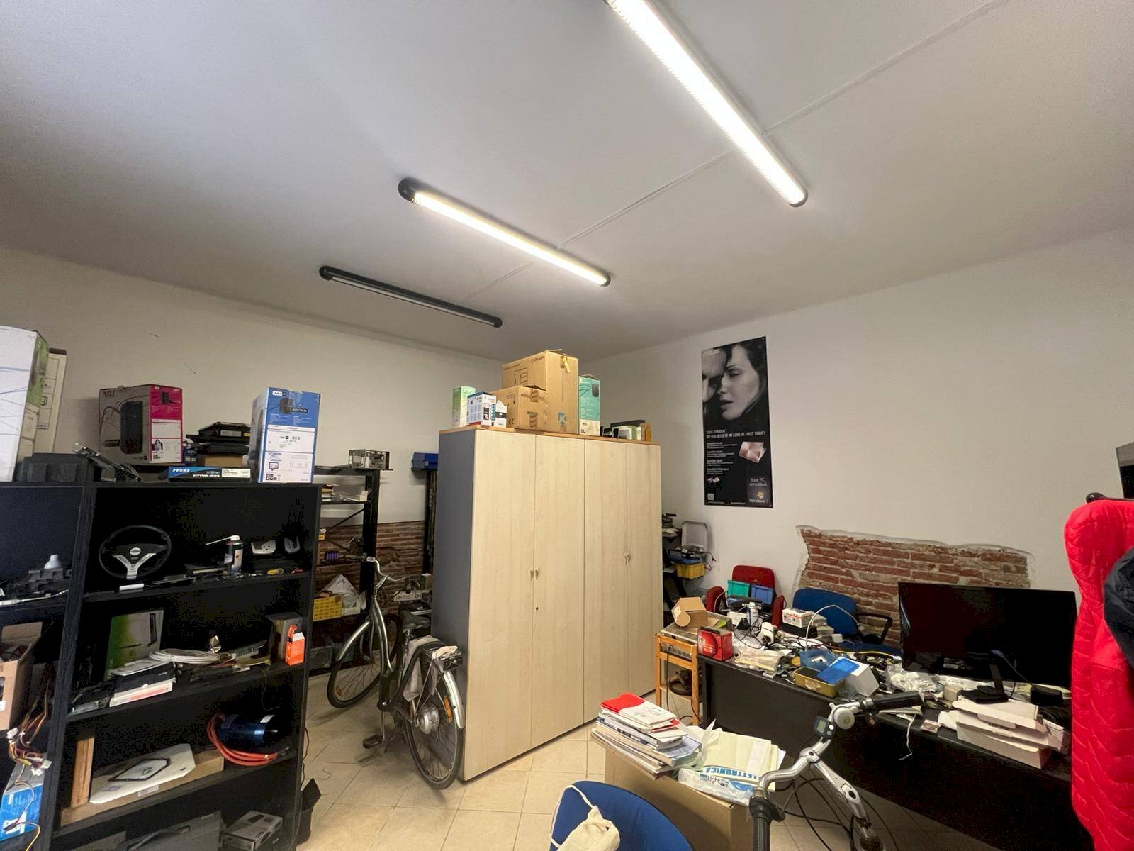 Foto 1 - Attività Commerciale Piazza Mazzini
 
1, Livorno - foto 1