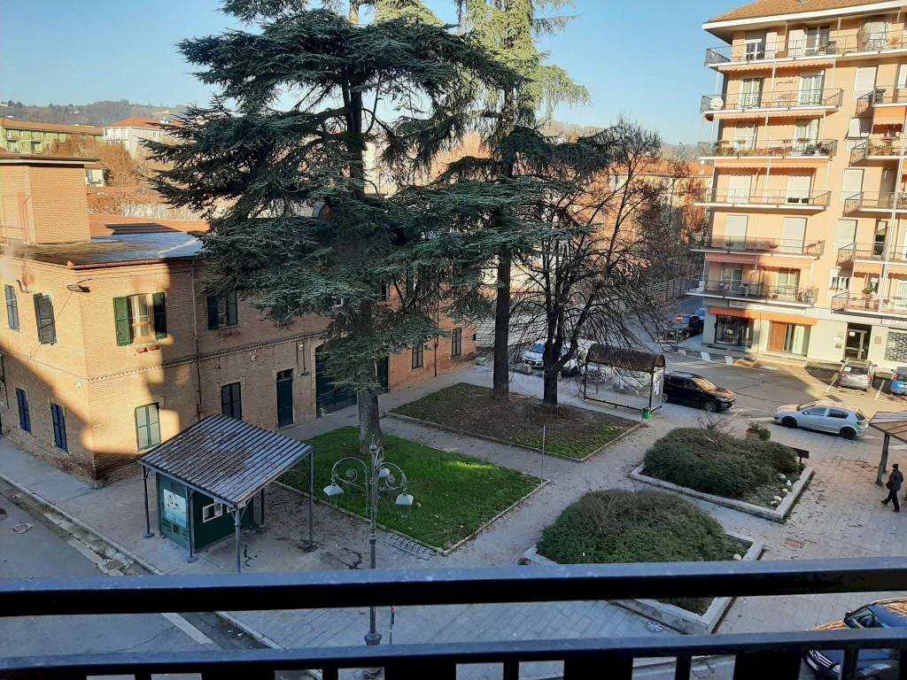 Vista - Bilocale corso Camillo Benso di Cavour, 71, Acqui Terme - foto 3