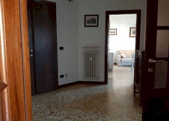 Ingresso - Bilocale corso Camillo Benso di Cavour, 71, Acqui Terme - foto 4