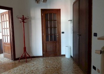 Ingresso - Bilocale corso Camillo Benso di Cavour, 71, Acqui Terme - foto 5