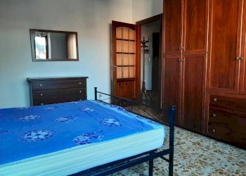 Camera da letto - Bilocale corso Camillo Benso di Cavour, 71, Acqui Terme - foto 15