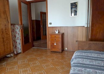 Camera da letto - Quadrilocale viale Belvedere, 3, Morsasco - foto 12