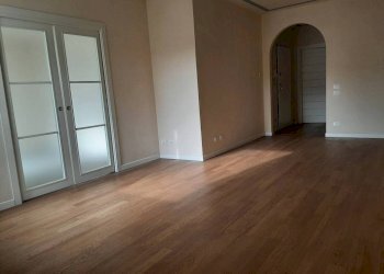 Salone - Quadrilocale piazza San Guido, 26, Acqui Terme - foto 4