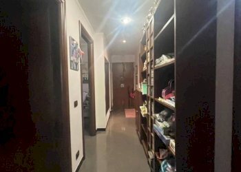 Corridoio - Trilocale Genova (zona Sampierdarena) - foto 7