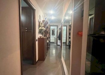 Corridoio - Trilocale Genova (zona Sampierdarena) - foto 10