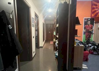 Corridoio - Trilocale Genova (zona Sampierdarena) - foto 11