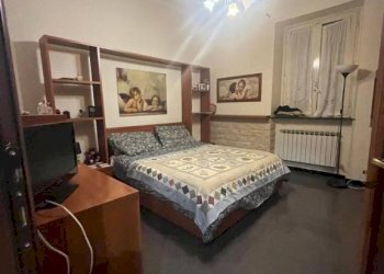 Camera da letto - Trilocale Genova (zona Sampierdarena) - foto 20