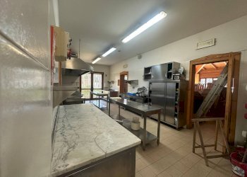 Foto 9 - Commercial Activity via paolo savi
 
105, Viareggio - photo 9