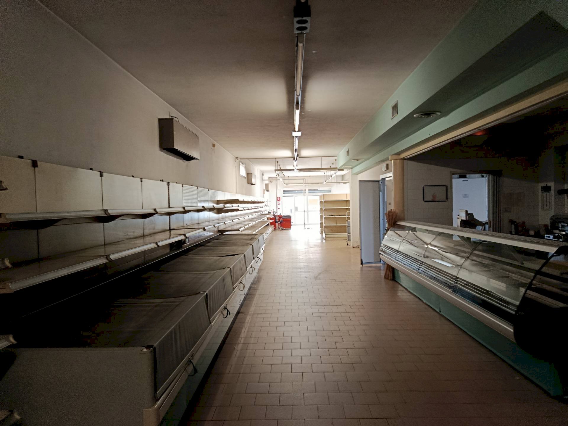 Foto 3 - Attività Commerciale Viale Europa
 
25, Altopascio - foto 3