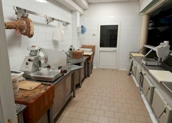 Foto 4 - Attività Commerciale Viale Europa
25, Altopascio - foto 4