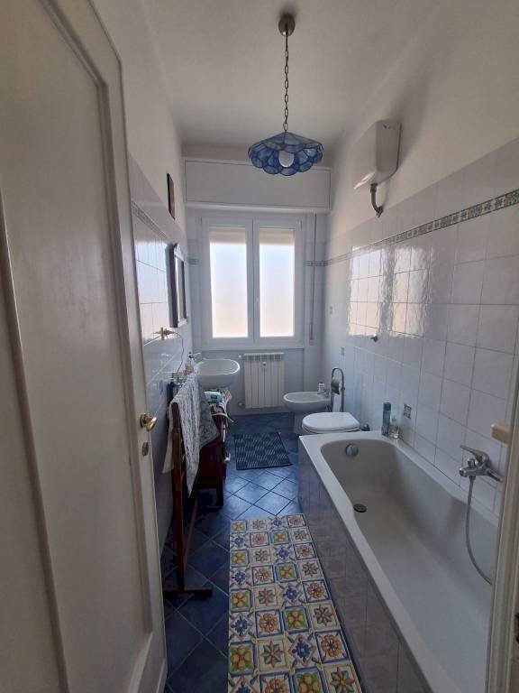 Bagno - Trilocale via dei Carpentieri, Genova (zona Sampierdarena) - foto 1
