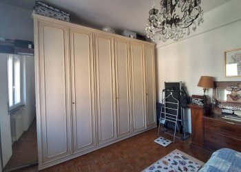 Camera da letto - Trilocale via dei Carpentieri, Genova (zona Sampierdarena) - foto 32