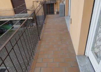 Balcone - Quadrilocale via Silvio Pellico, Alba - foto 9