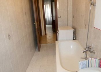 Bagno - Quadrilocale via Silvio Pellico, Alba - foto 11