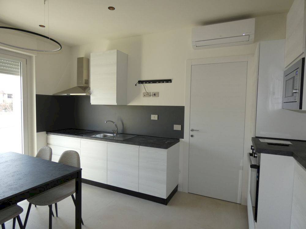 Cucina - Bilocale corso Cortemilia, Alba - foto 2